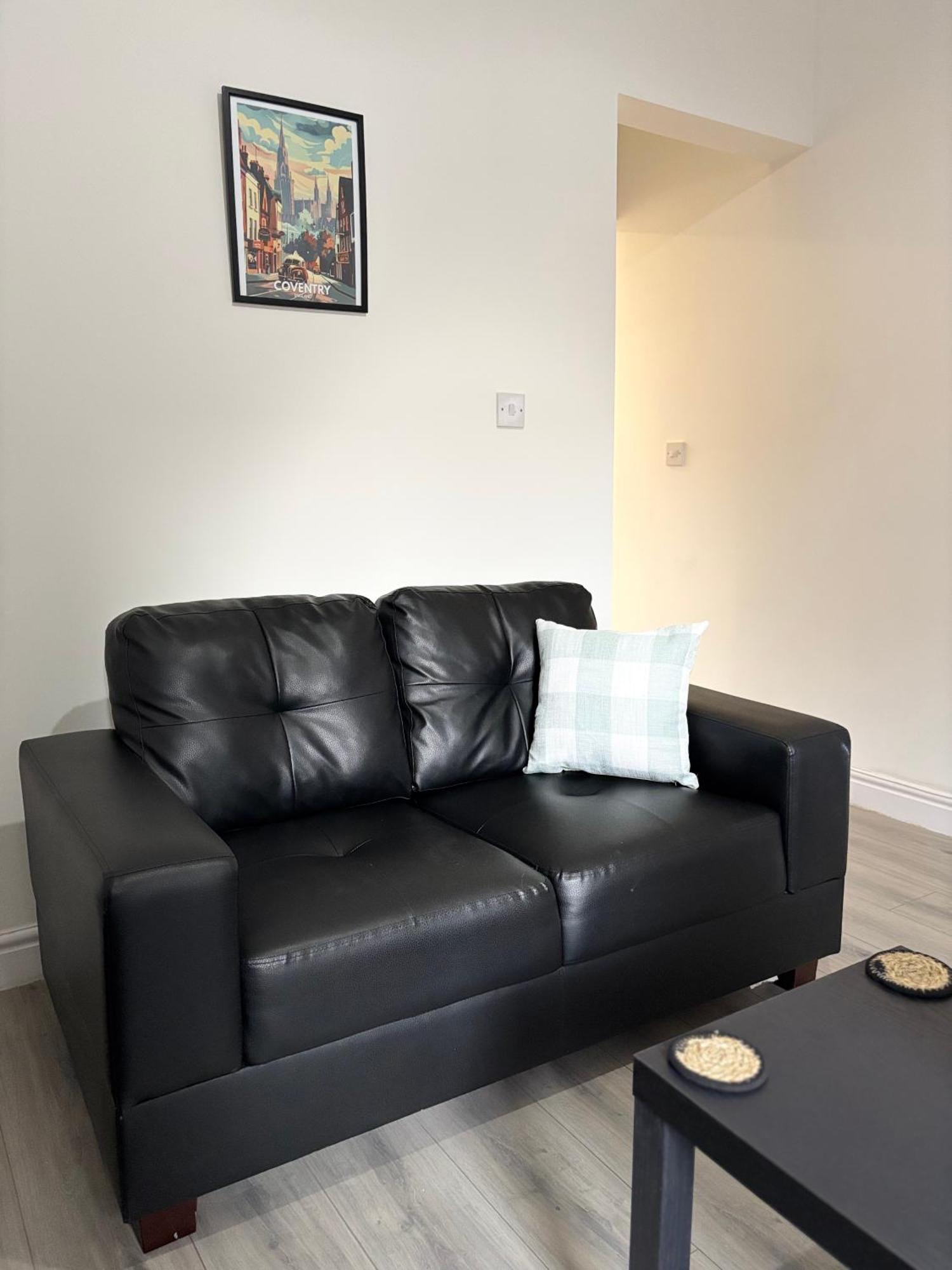Spacious House In Holiday home Coventry